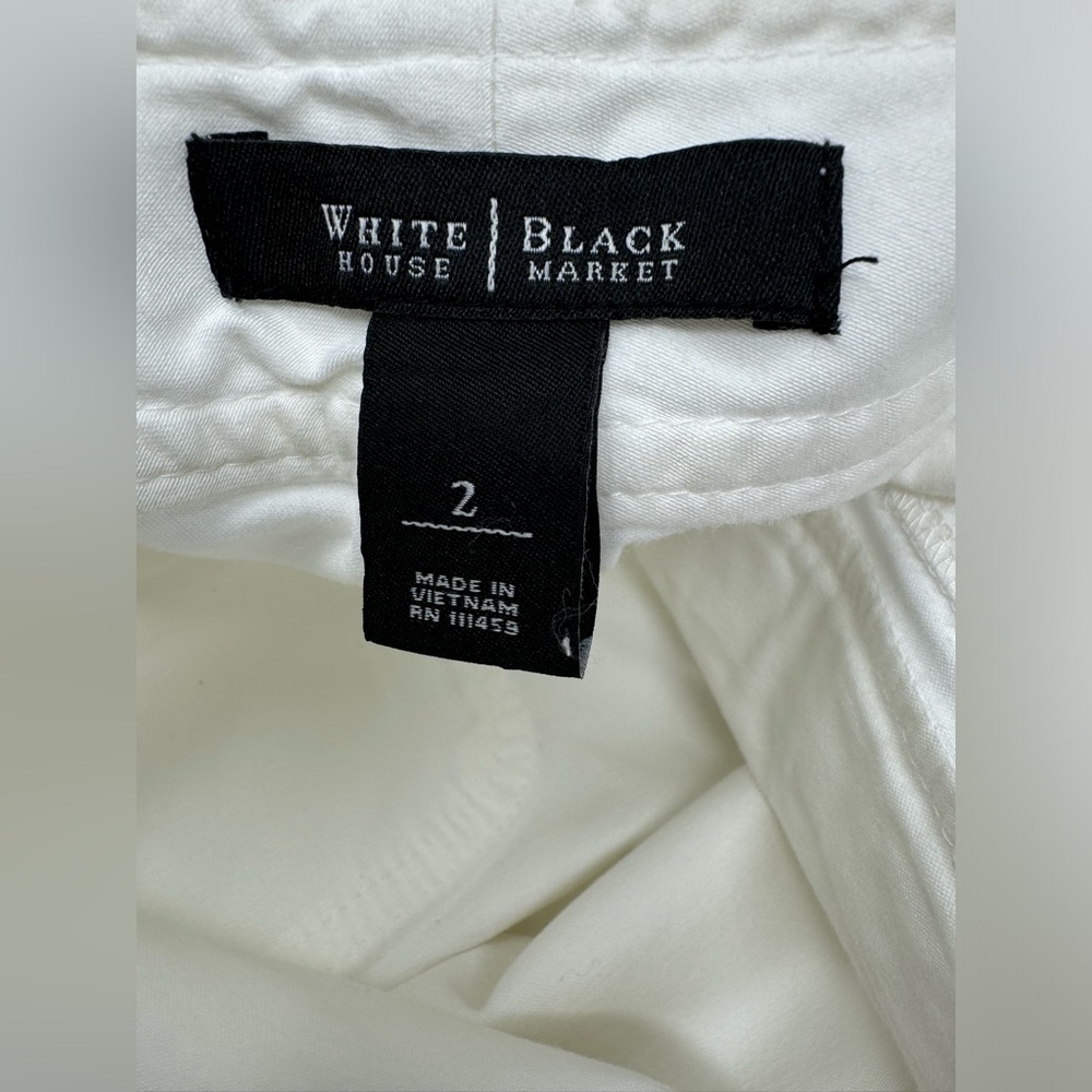 🛍️SALE🛍️ White House Black Market Pedal Pusher Lace-Up Detail Crop Pants - Picture 8 of 9